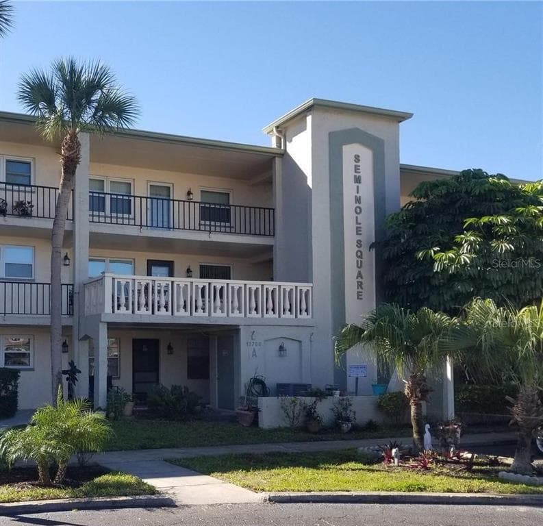 11620 PARK BOULEVARD UNIT 208 SEMINOLE, FL 33772