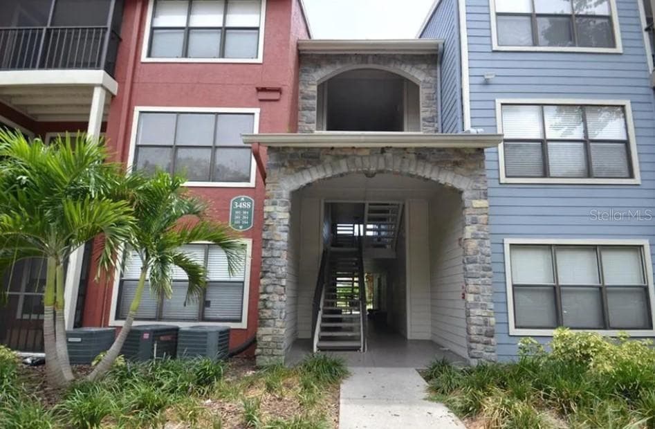 3488 SAINT BART LANE UNIT 204 TAMPA, FL 33614