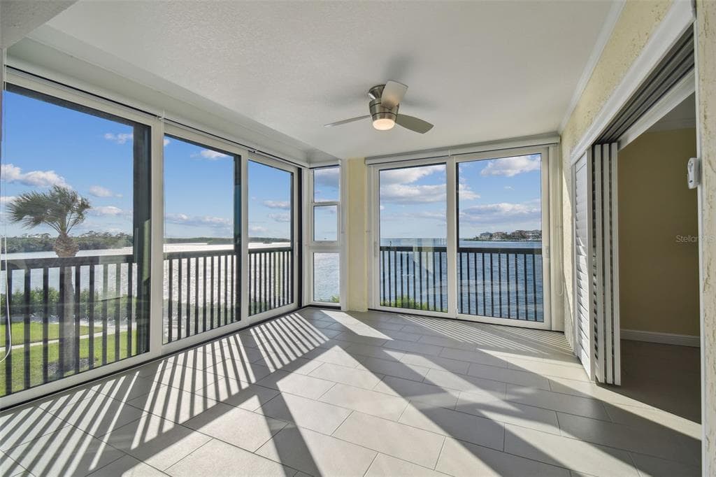 8211 BRENT STREET UNIT 811 PORT RICHEY, FL 34668