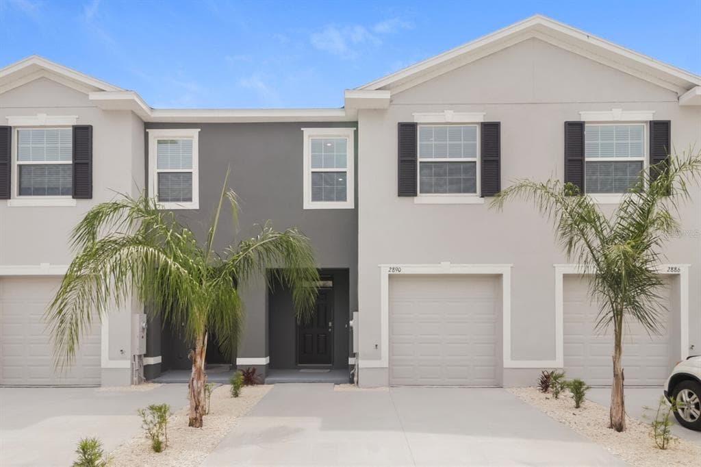 2890 PEONY PRAIRIE LANE WESLEY CHAPEL, FL 33543