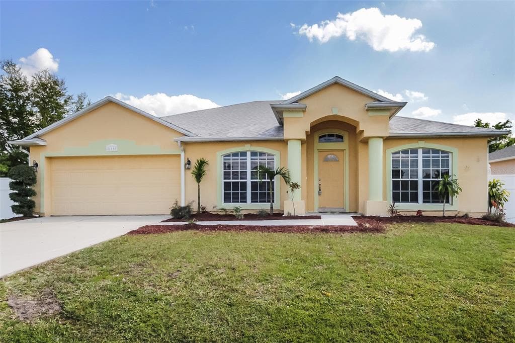 116 COCONUT GROVE WAY KISSIMMEE, FL 34758