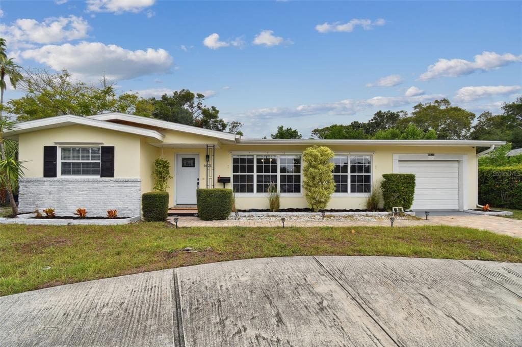 6621 POINSETTIA AVENUE S ST PETERSBURG, FL 33707