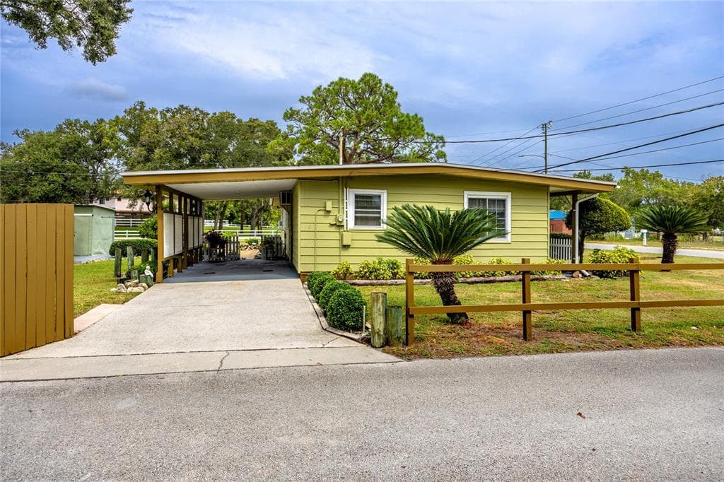 8990 60TH STREET N PINELLAS PARK, FL 33782