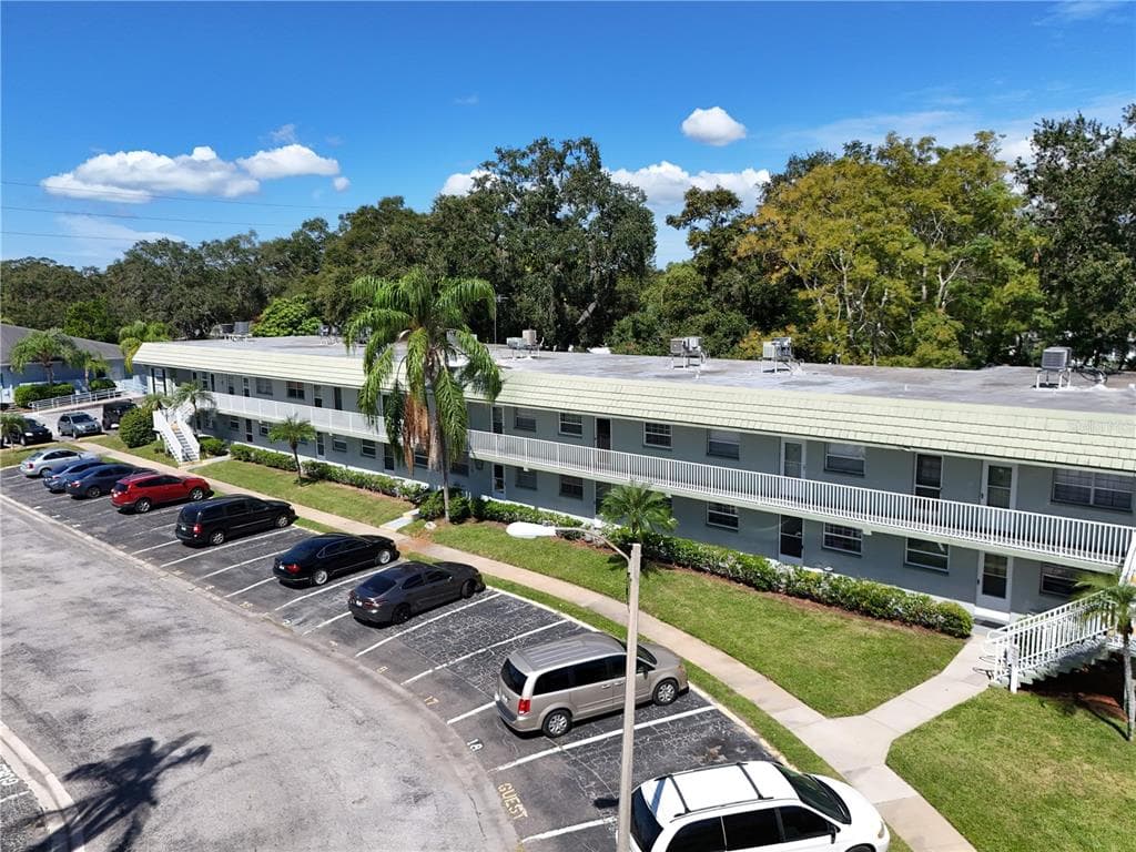 1433 S BELCHER ROAD UNIT 6 CLEARWATER, FL 33764