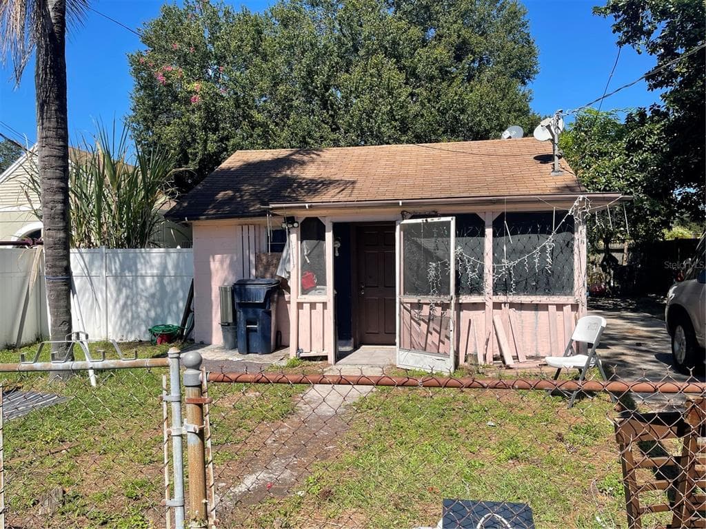 3417 W SAINT CONRAD STREET TAMPA, FL 33607