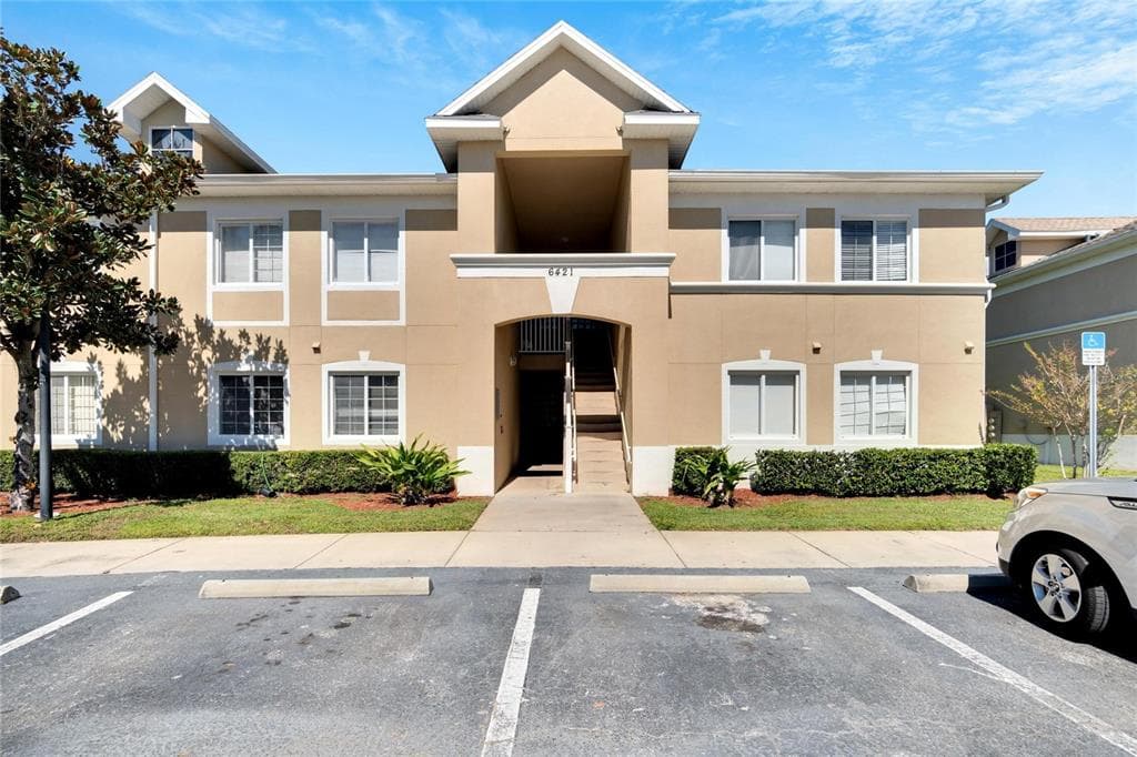 6421 CYPRESSDALE DR UNIT 101