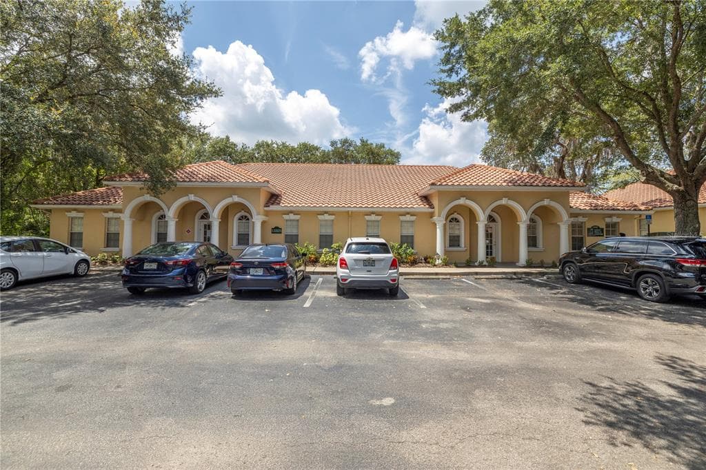 13325 N 56TH STREET TAMPA, FL 33617