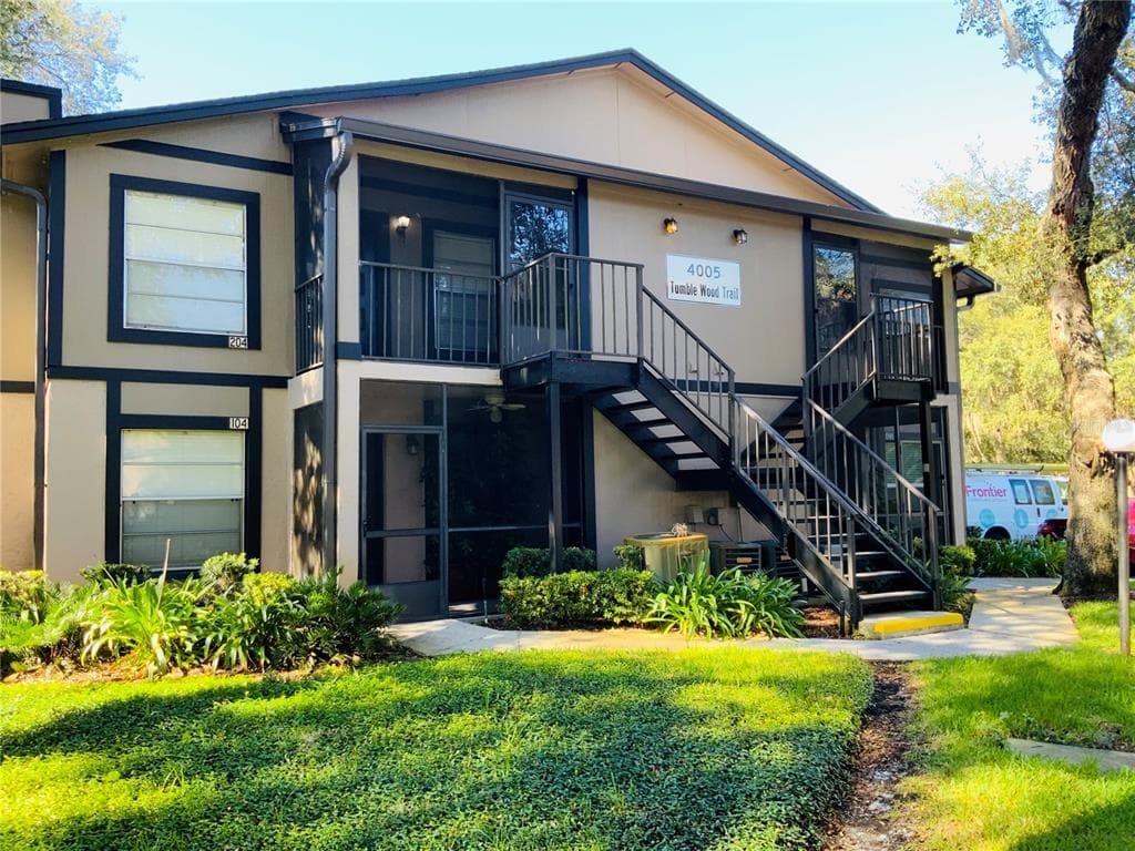 4005 TUMBLE WOOD TRAIL UNIT 203 TAMPA, FL 33613