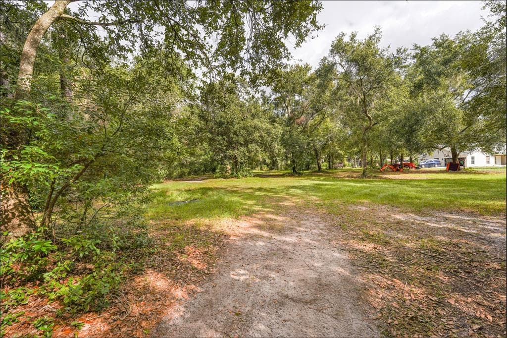 3015 OWLS NEST LANE PLANT CITY, FL 33565