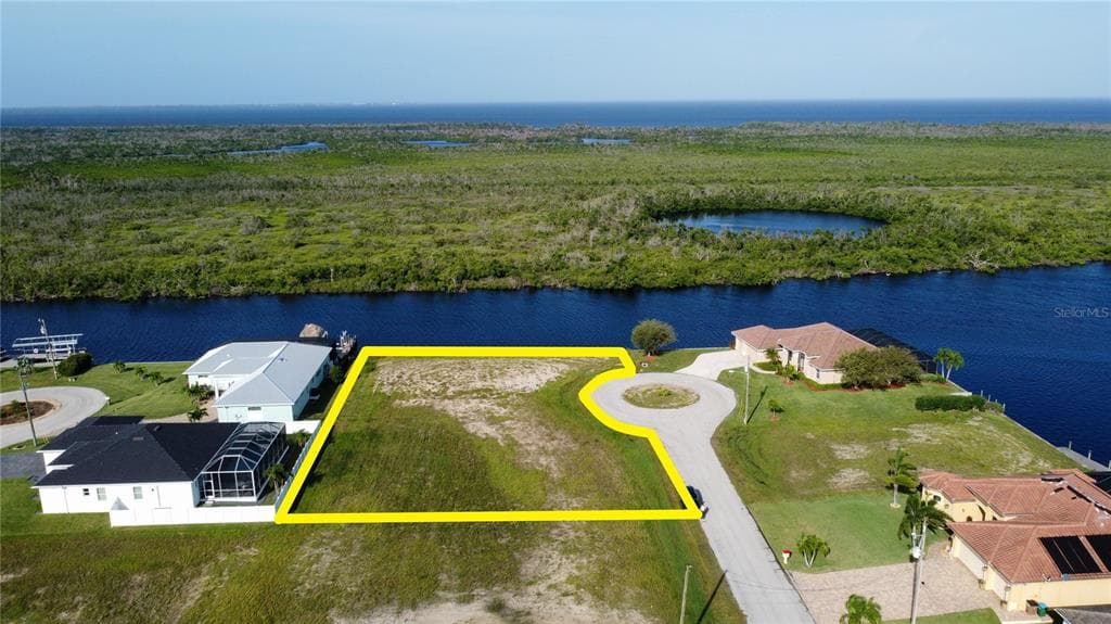 4640 NW 32ND TERRACE CAPE CORAL, FL 33993