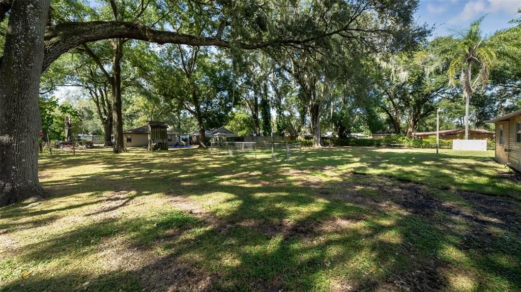 0 W AVE E PLANT CITY, FL 33563