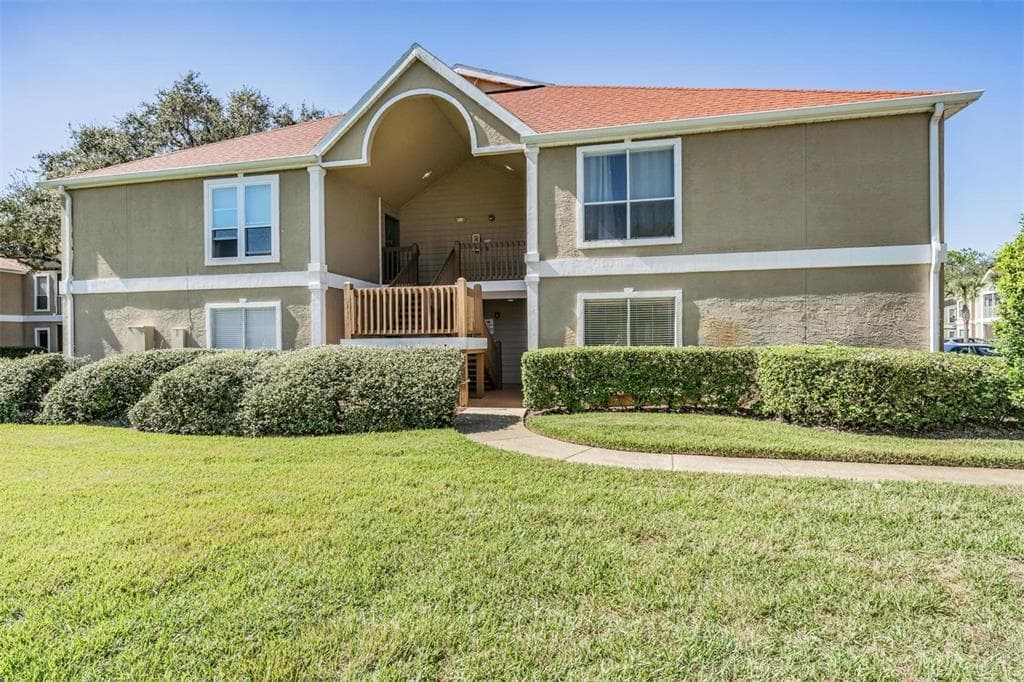 9481 HIGHLAND OAK DRIVE UNIT 702 TAMPA, FL 33647