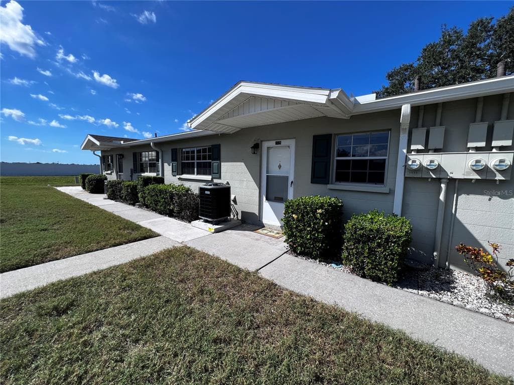 2528 GOLF COURSE DRIVE UNIT 514 SARASOTA, FL 34234