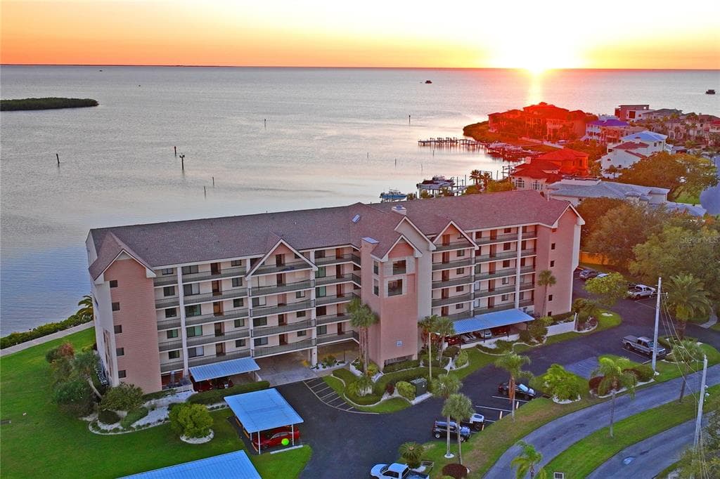 4550 BAY BOULEVARD UNIT 1231 PORT RICHEY, FL 34668