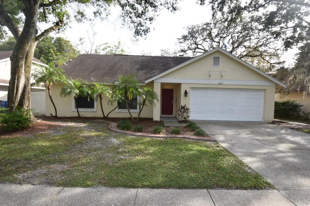 6212 EAGLEBROOK AVENUE TAMPA, FL 33625