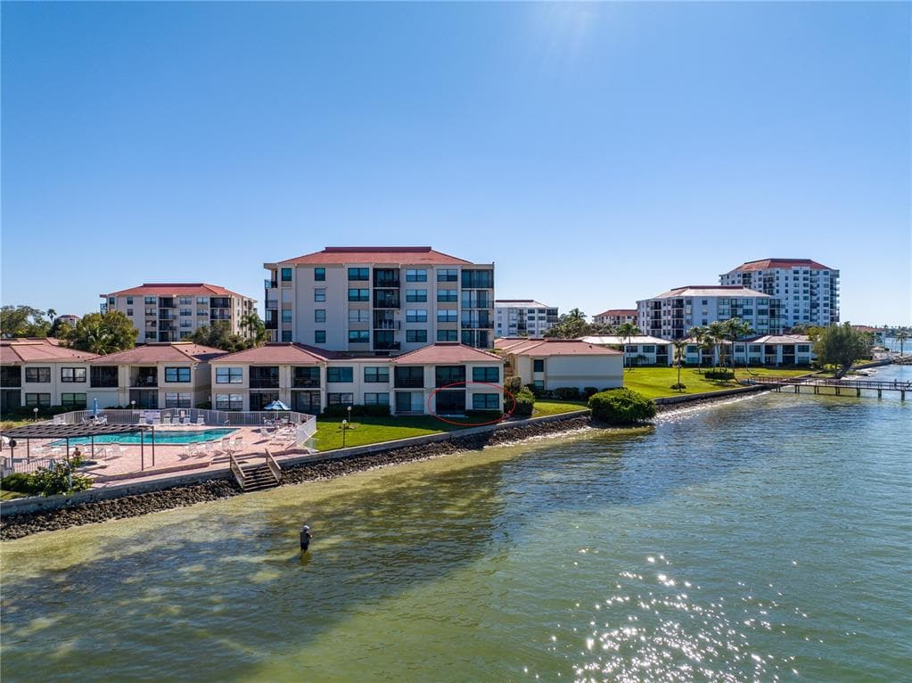 6177 SUN BOULEVARD UNIT 109 ST PETERSBURG, FL 33715