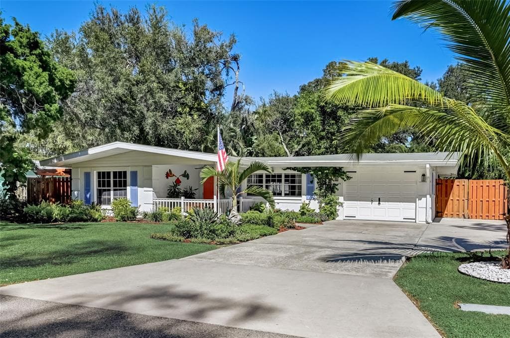 3208 7TH STREET COURT W PALMETTO, FL 34221