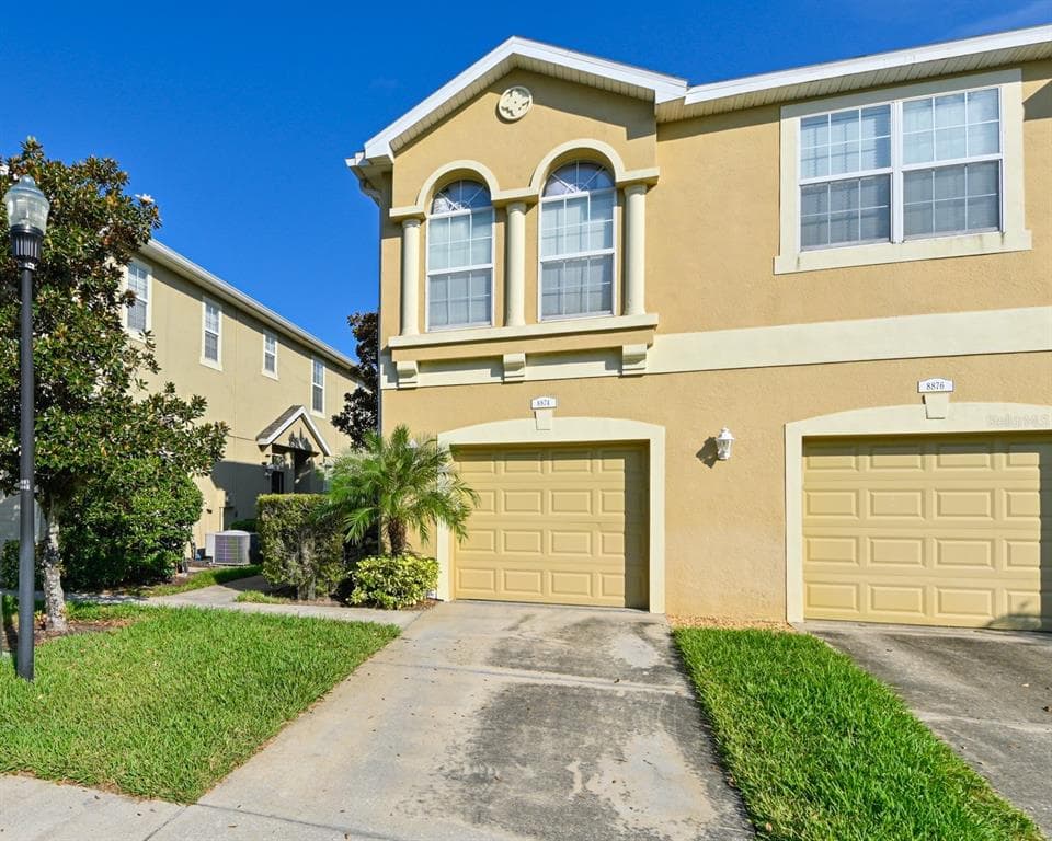 8874 MOONLIT MEADOWS LOOP RIVERVIEW, FL 33578