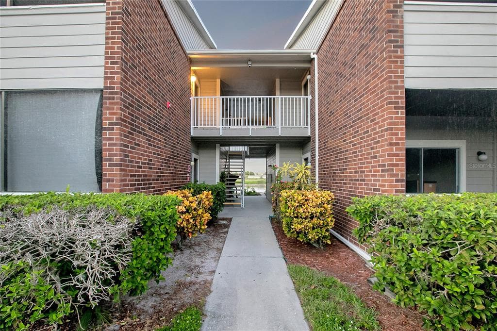 1400 GANDY BOULEVARD N UNIT 313 ST PETERSBURG, FL 33702