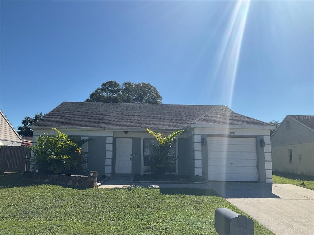 12869 GORDA CIRCLE W LARGO, FL 33773