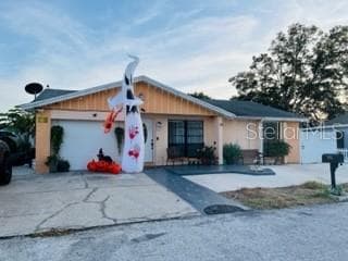 9216 ROUNDWOOD COURT