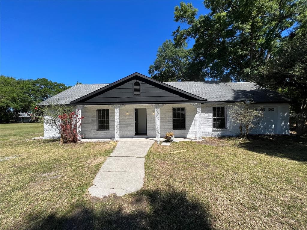 3401 W HEITER STREET TAMPA, FL 33607