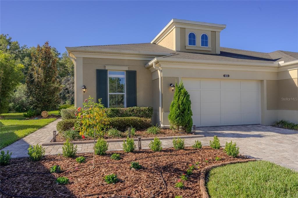 4573 BARLETTA COURT WESLEY CHAPEL, FL 33543