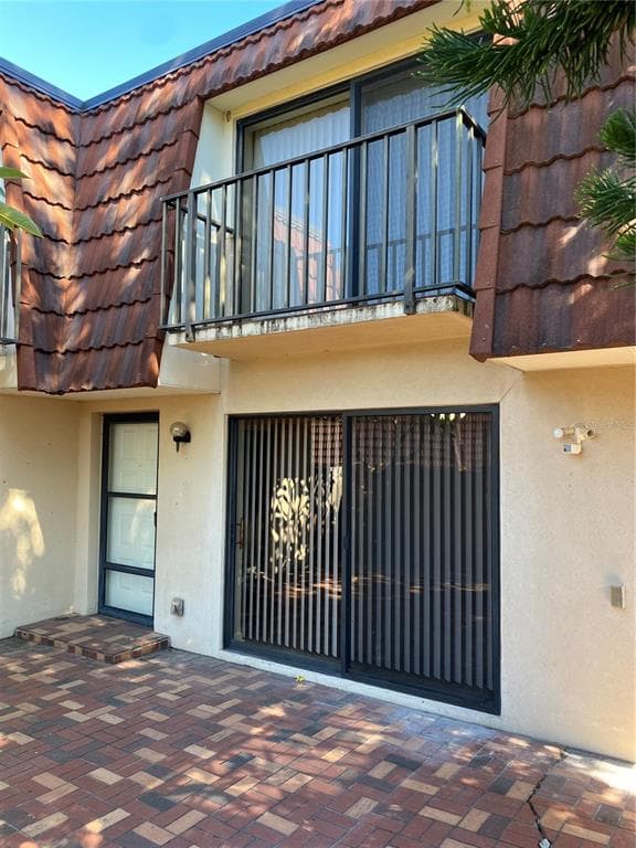 2605 10TH COURT PALM HARBOR, FL 34684
