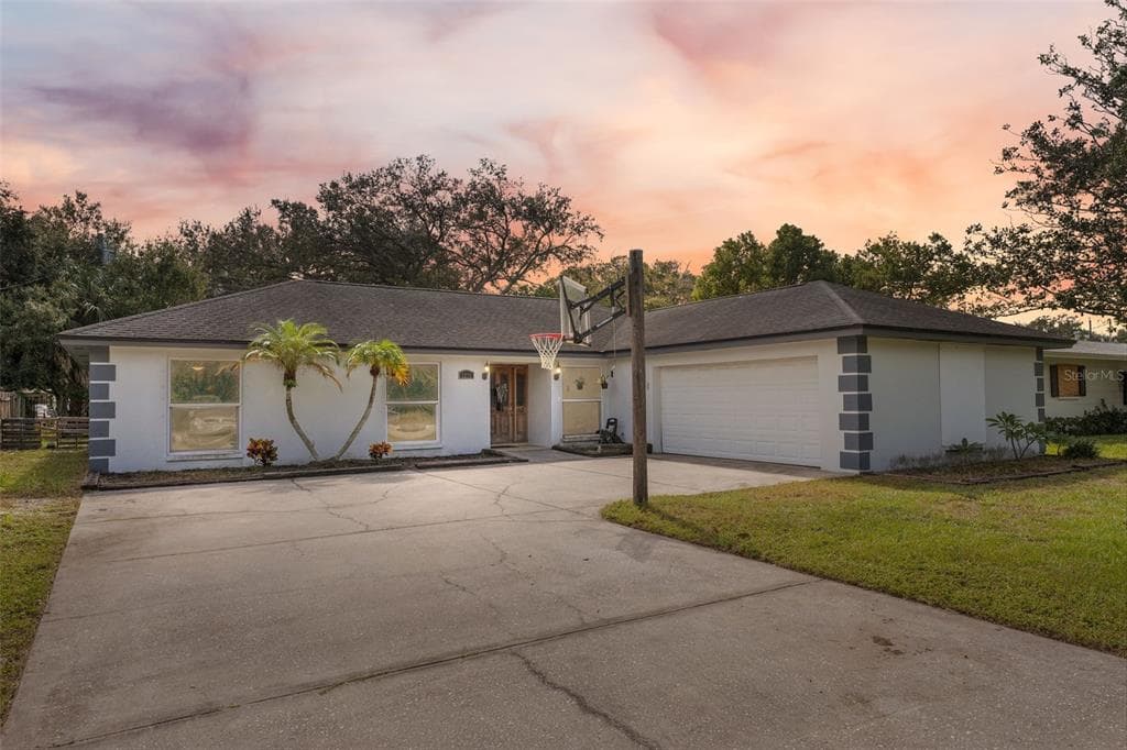 2270 MCMULLEN ROAD LARGO, FL 33771