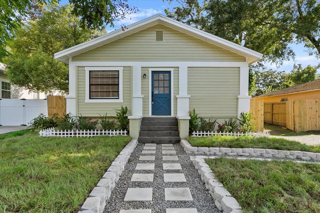 713 E PATTERSON STREET TAMPA, FL 33604
