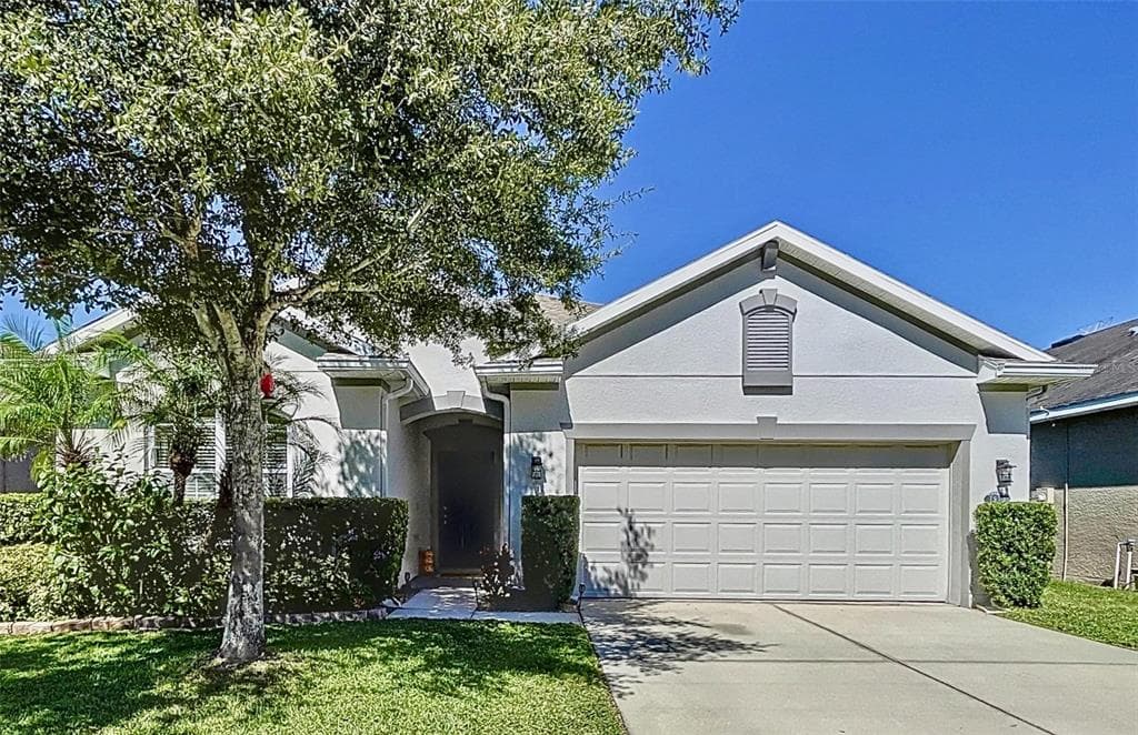 7973 CAMDEN WOODS DRIVE