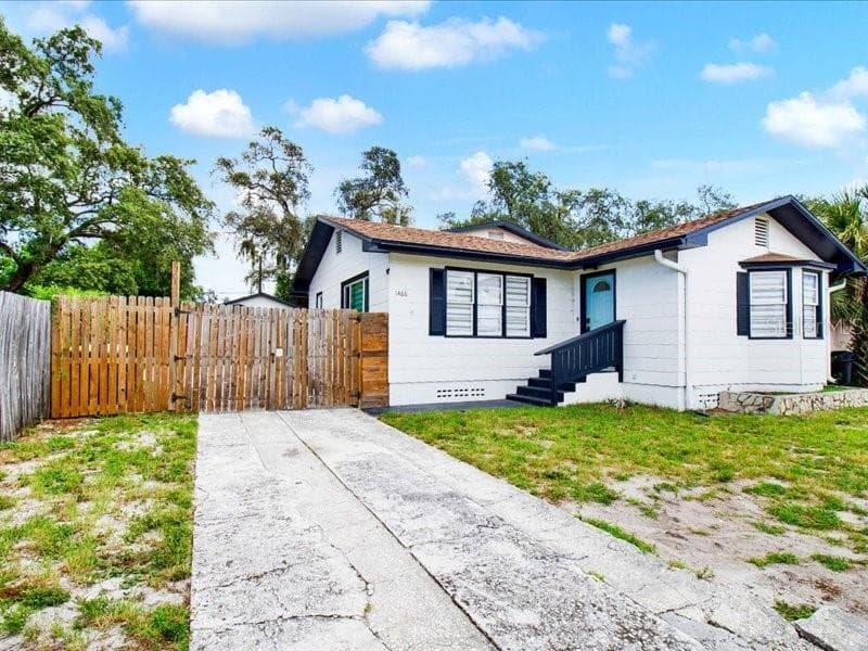 1468 DRUID ROAD E CLEARWATER, FL 33756