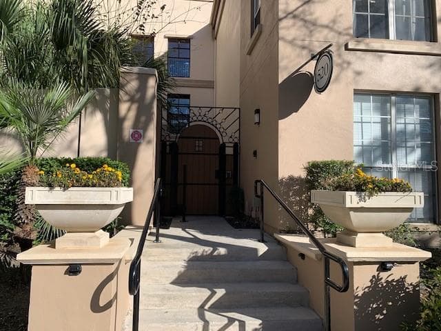 520 S ARMENIA AVENUE UNIT 1235 TAMPA, FL 33609