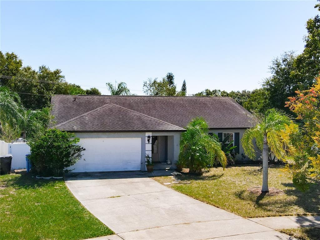 679 LAKEMONT DRIVE BRANDON, FL 33510