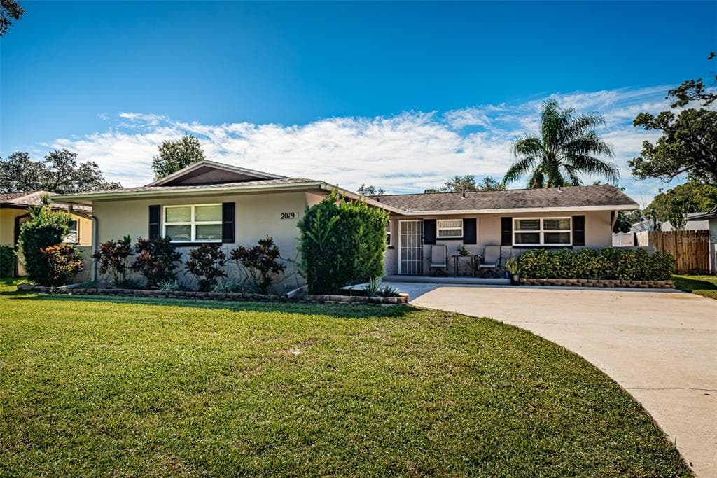 2019 PINEHURST DRIVE CLEARWATER, FL 33763
