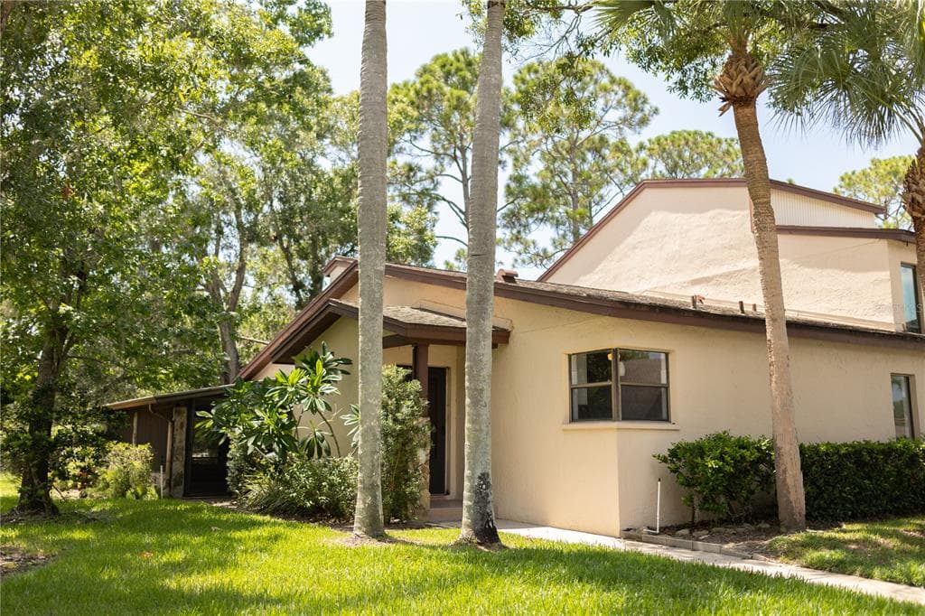 1200 Tarpon Woods Blvd TARPON WOODS BOULEVARD UNIT M-6 PALM HARBOR, FL 34685