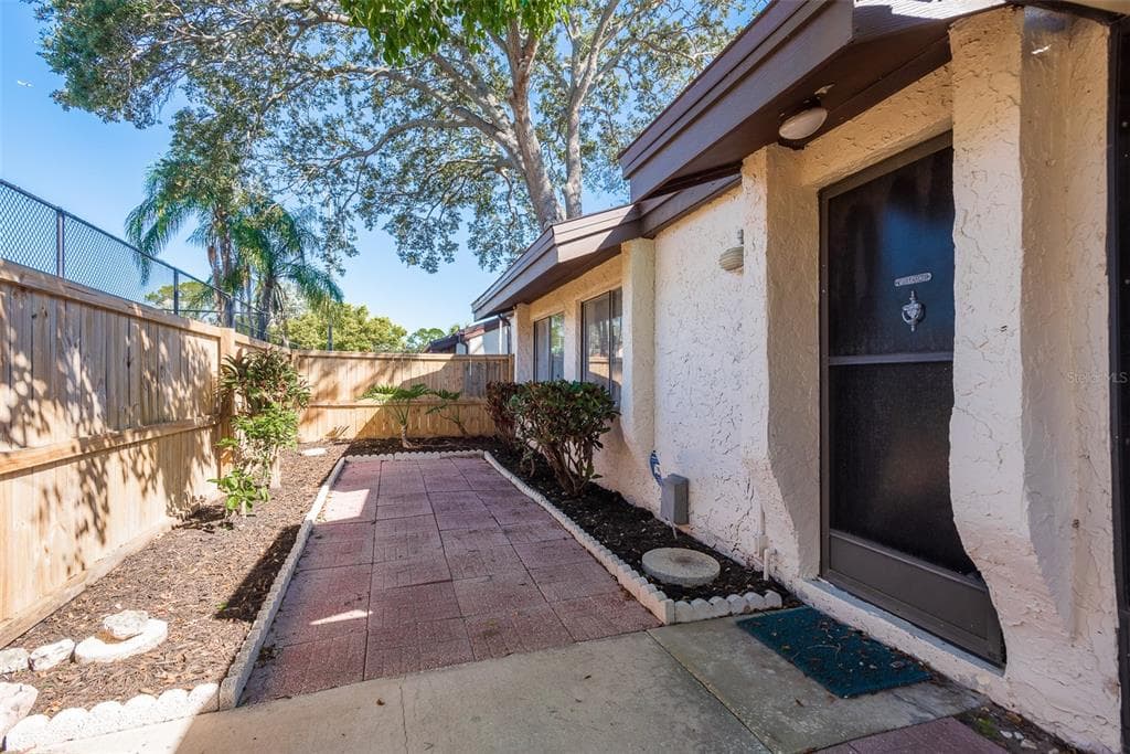 2095 SUNSET POINT ROAD UNIT 1601 CLEARWATER, FL 33765