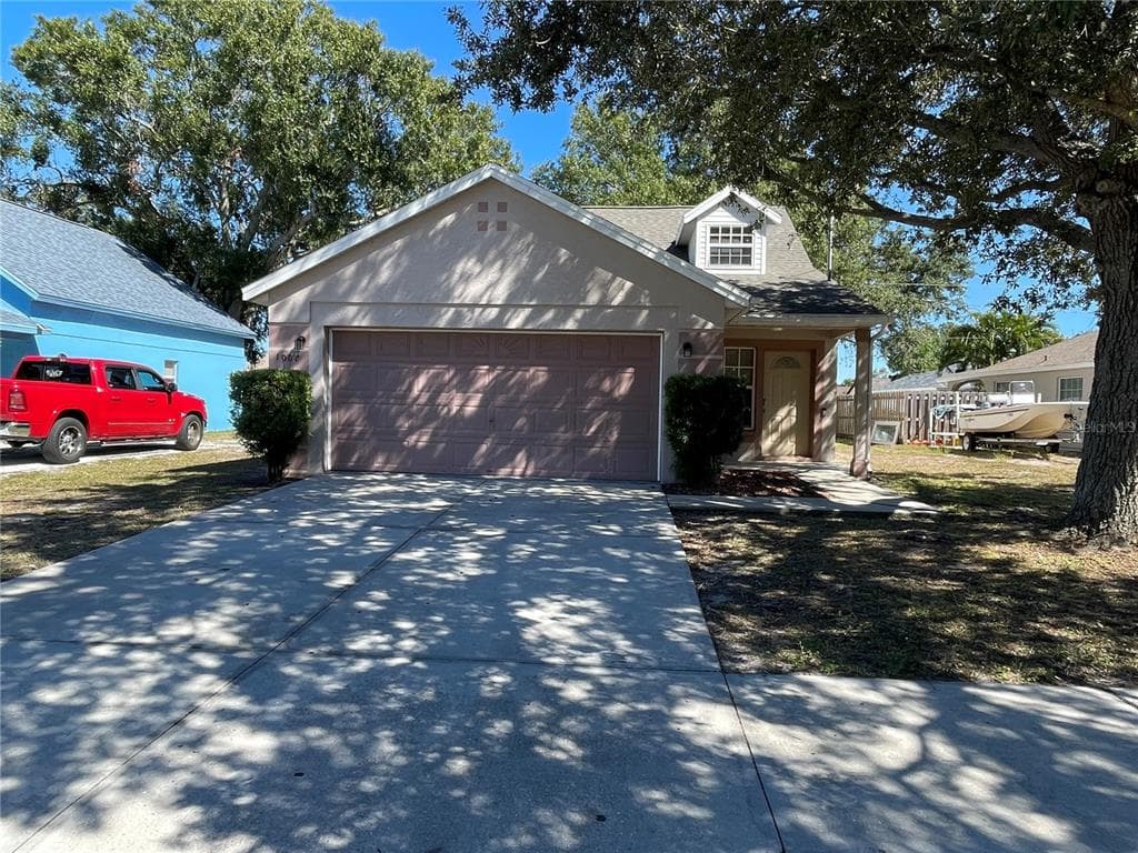 1062 LEWIS AVENUE SARASOTA, FL 34237