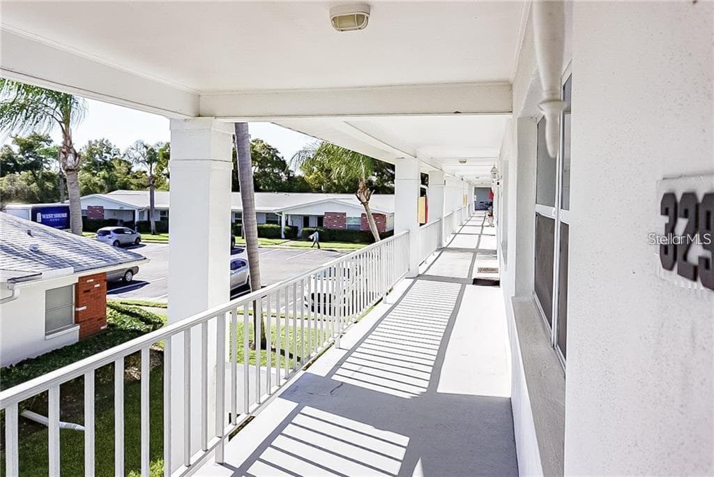 329 BRANDY WINE DRIVE UNIT 329 LARGO, FL 33771