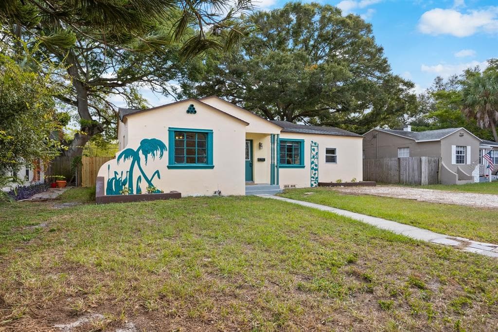 2136 23RD AVENUE N ST PETERSBURG, FL 33713