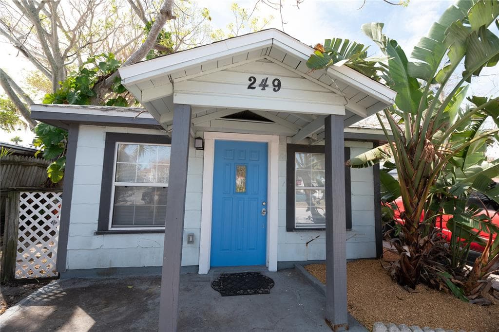 249 BOCA CIEGA DRIVE MADEIRA BEACH, FL 33708