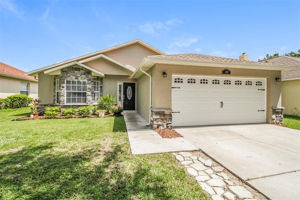 969 EAGLES FORREST DRIVE APOPKA, FL 32712