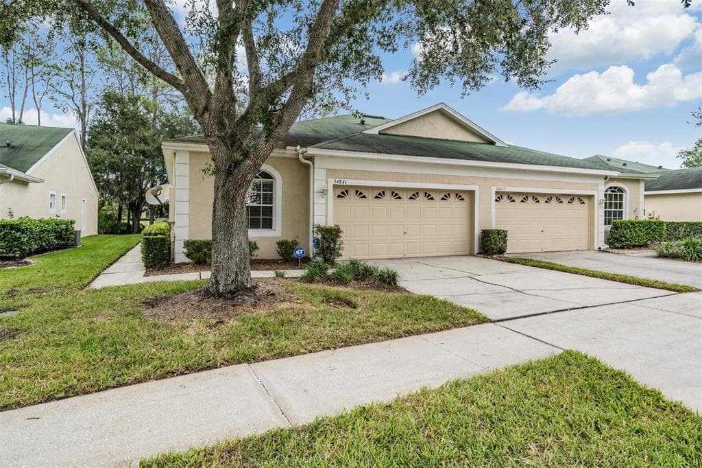 34841 DOUBLE EAGLE COURT ZEPHYRHILLS, FL 33541