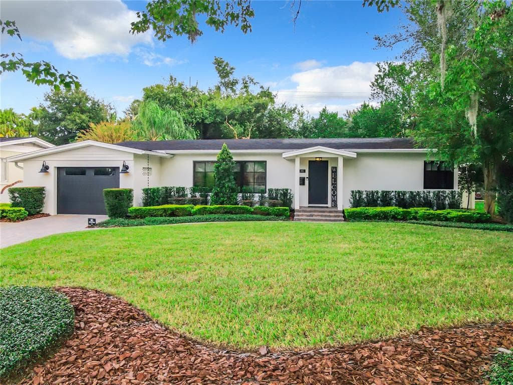 1115 MUNSTER ST ORLANDO, FL 32803
