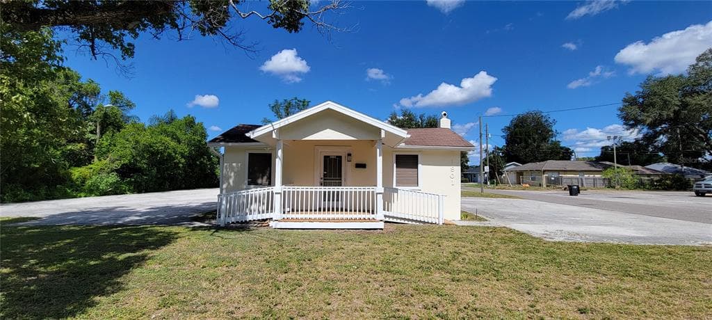 1901 W SLIGH AVENUE TAMPA, FL 33604