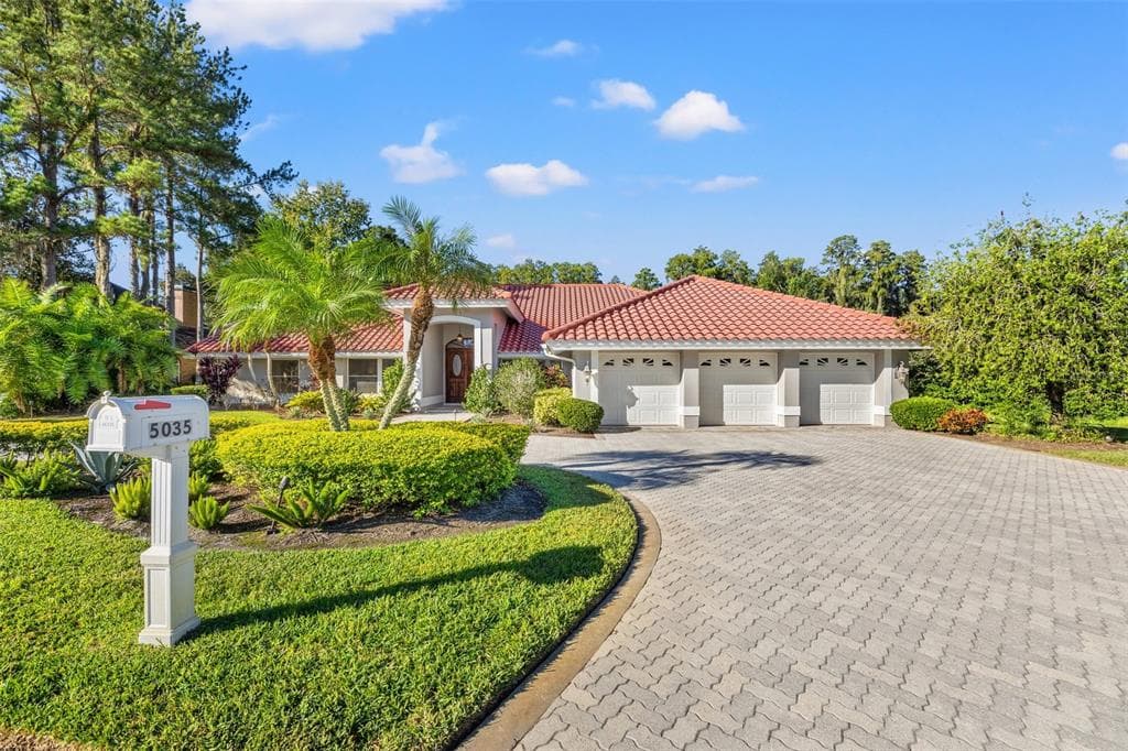 5035 PINELAKE ROAD WESLEY CHAPEL, FL 33543