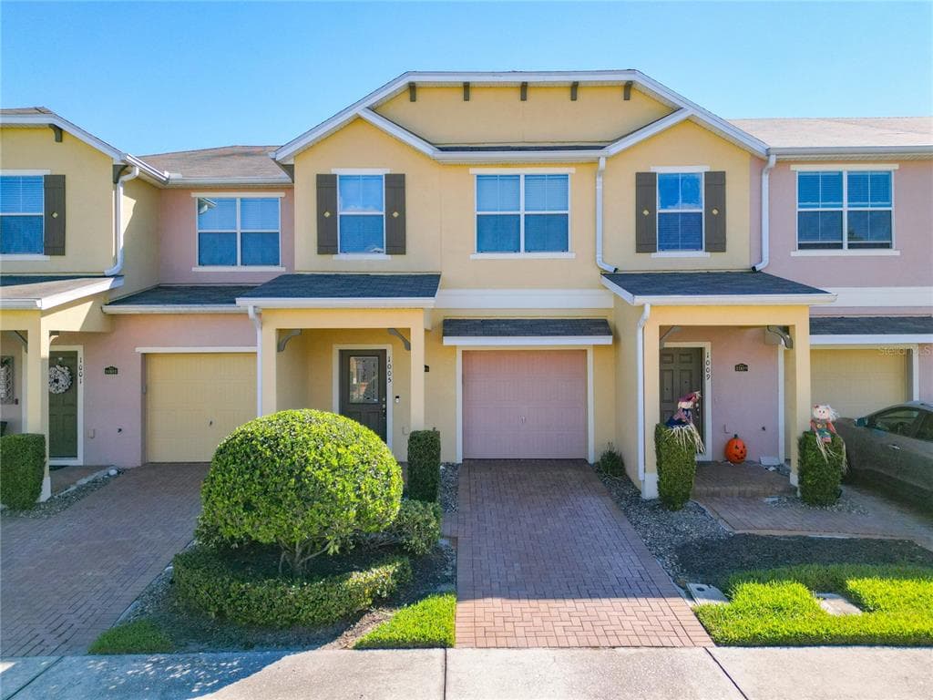 1005 HONEY BLOSSOM DRIVE ORLANDO, FL 32824