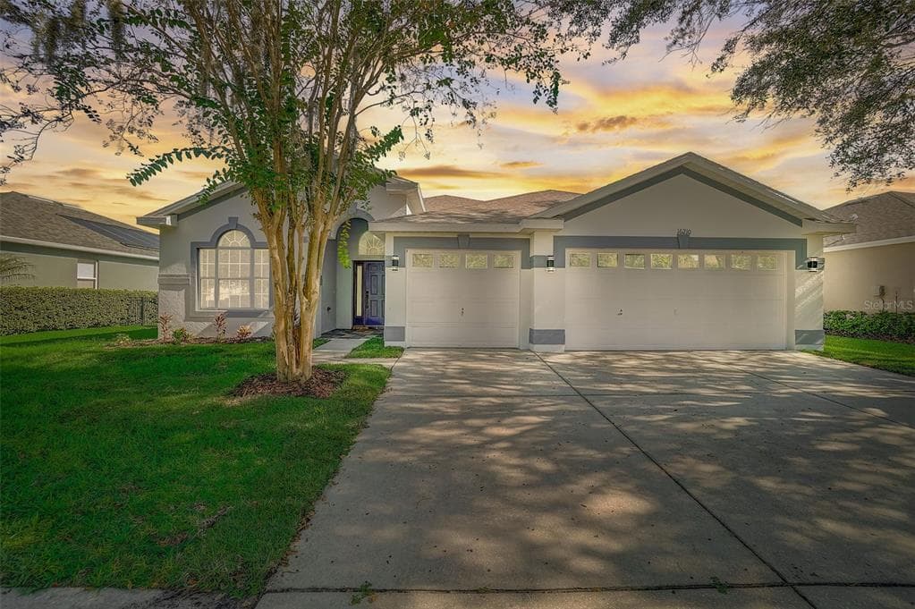 16210 BRIDGEPARK DRIVE LITHIA, FL 33547
