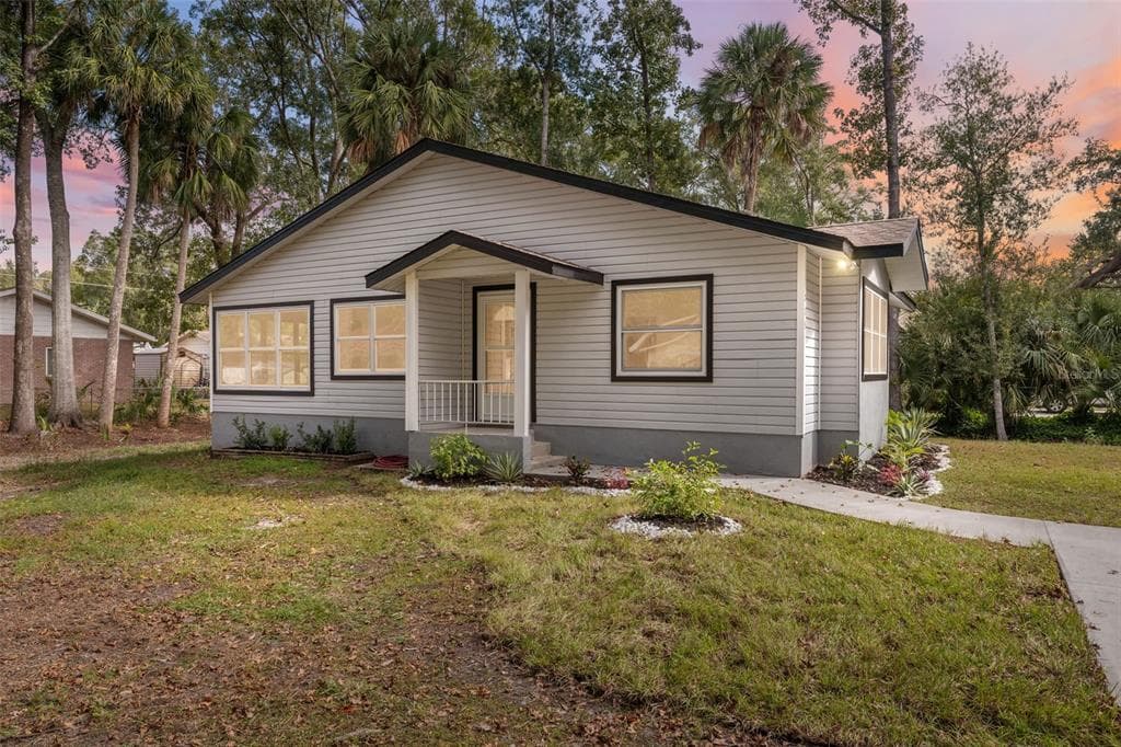 715 NE 12TH TERRACE CRYSTAL RIVER, FL 34428