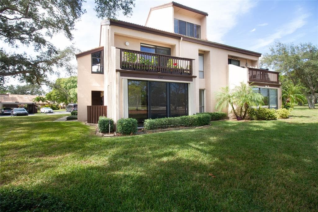 6305 PELICAN CREEK CROSSING UNIT B